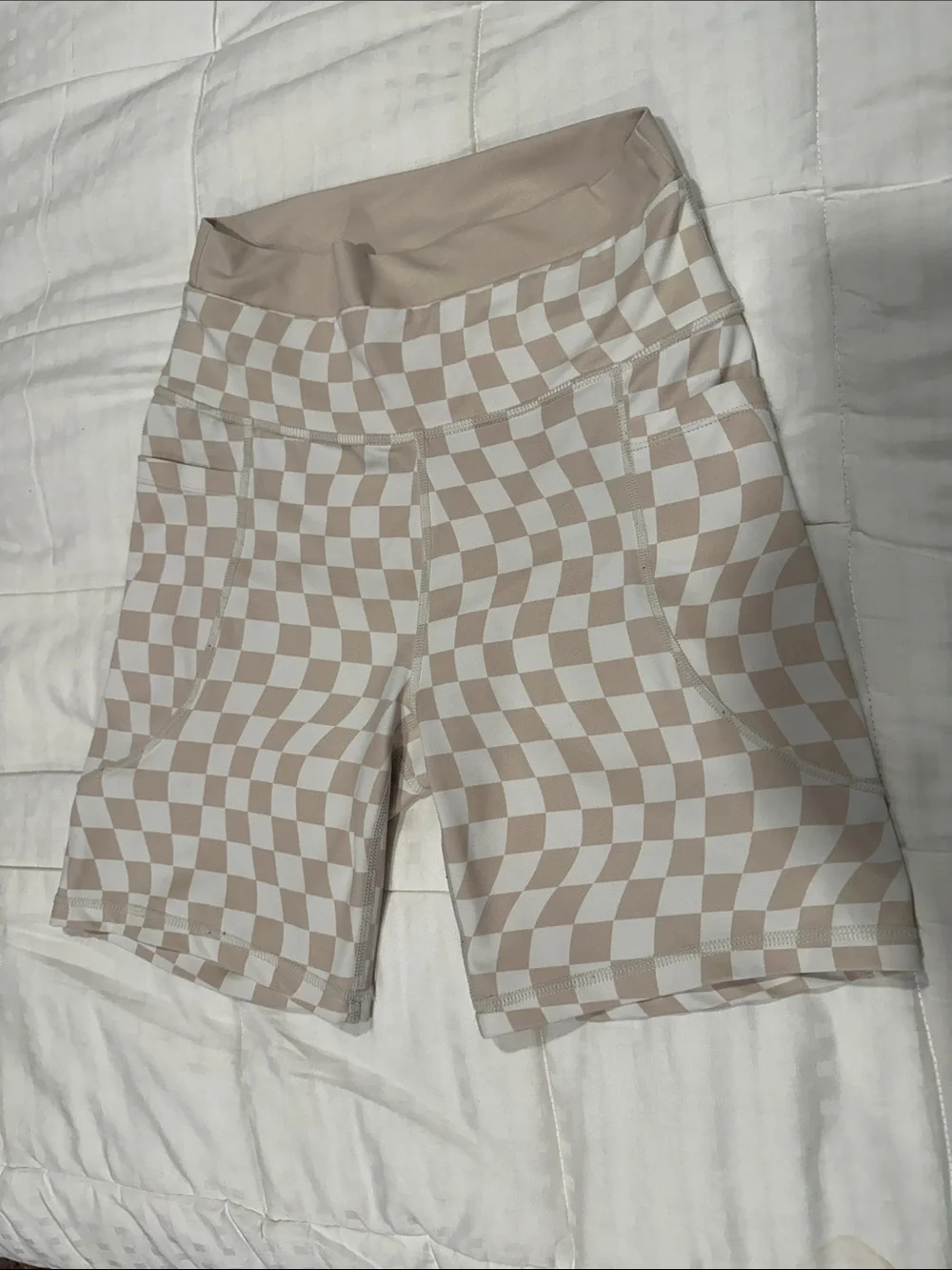 Wilo the Label Checkerboard Bike Shorts - Beige/White size medium yoga